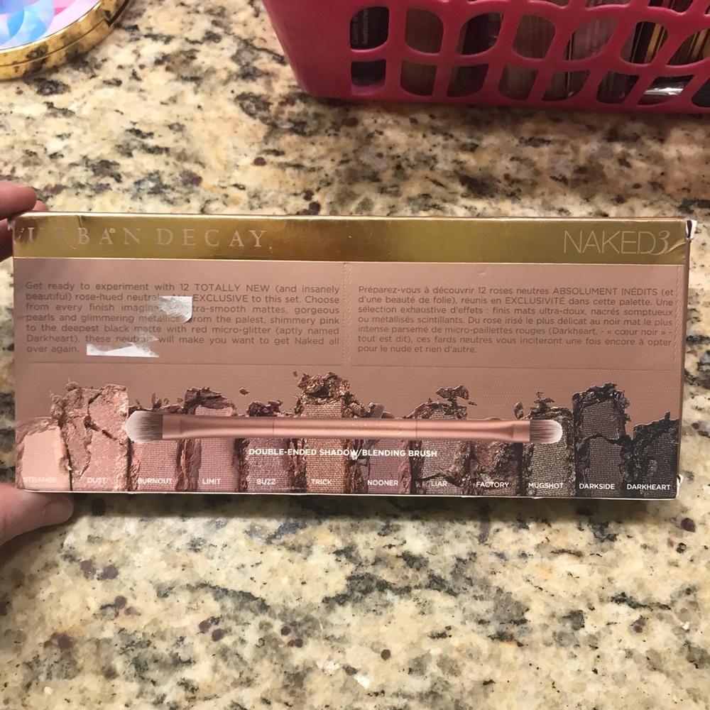 💞New!! Urban Decay Naked 3 Palette NEW!! 💞 - Picture 3 of 6